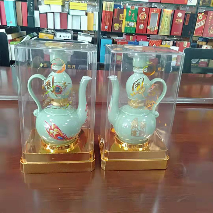 pet透明酒(jiu)盒包裝廠(chang)家供應…